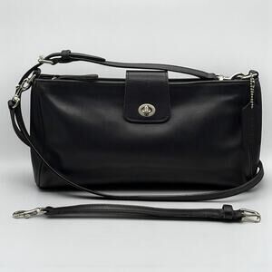 Vintage COACH 9818 East West Penelope Black Leather Nickel Crossbody Costa Rica
